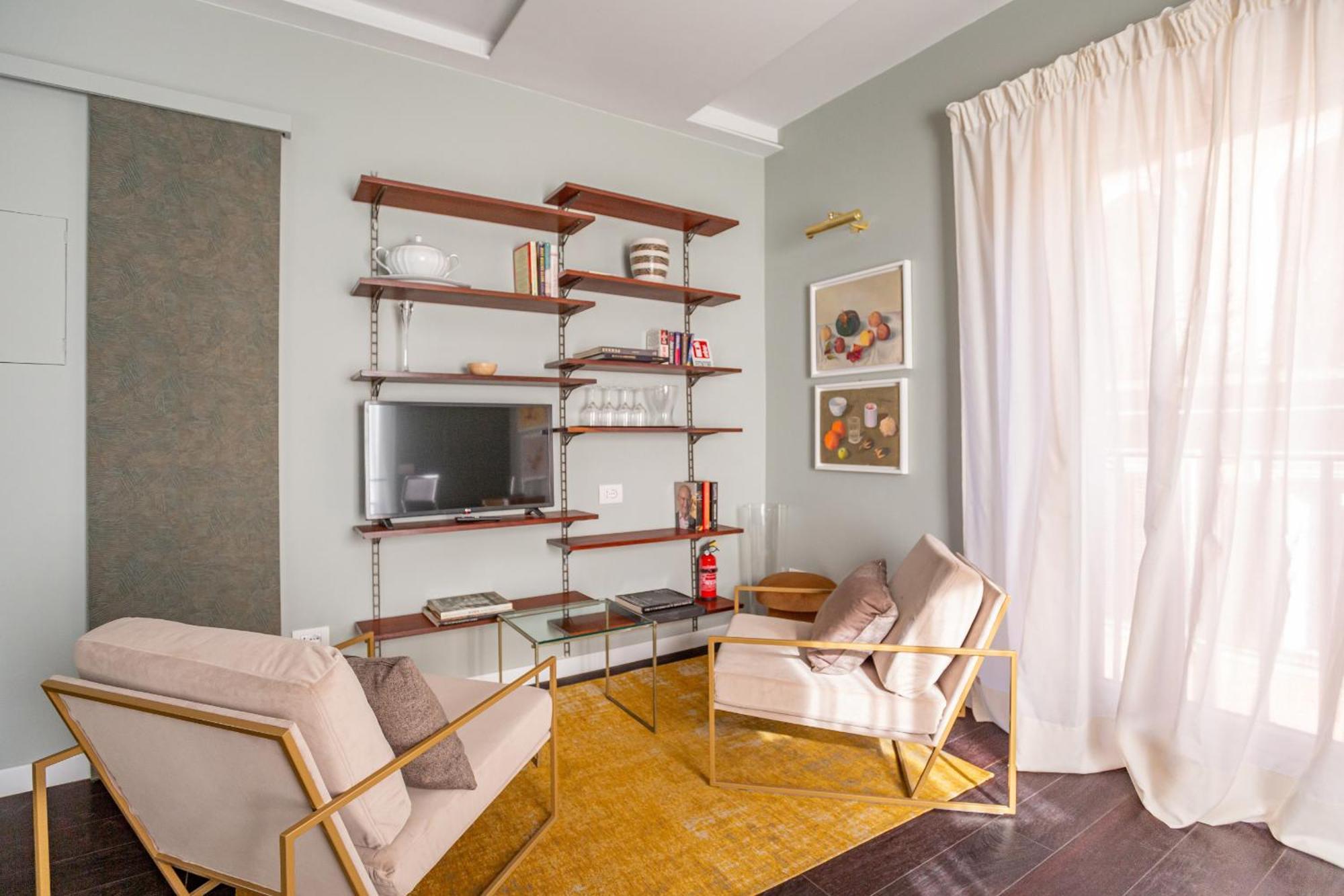 Chic Spanish Steps Retreat
