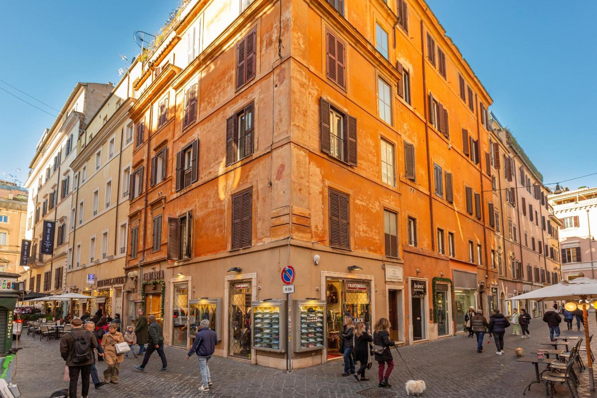Chic Spanish Steps Retreat * Rom