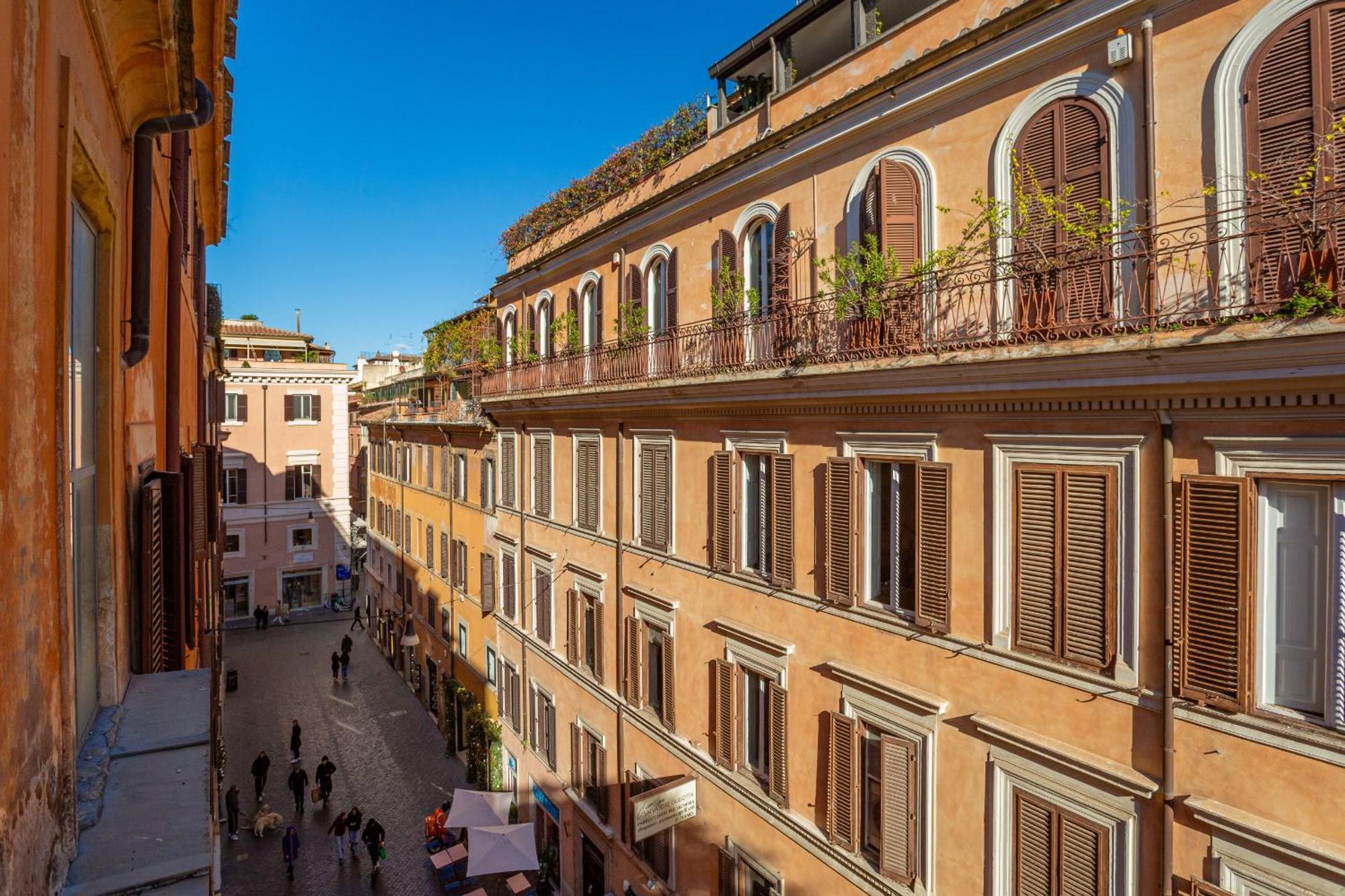Chic Spanish Steps Retreat * Rom