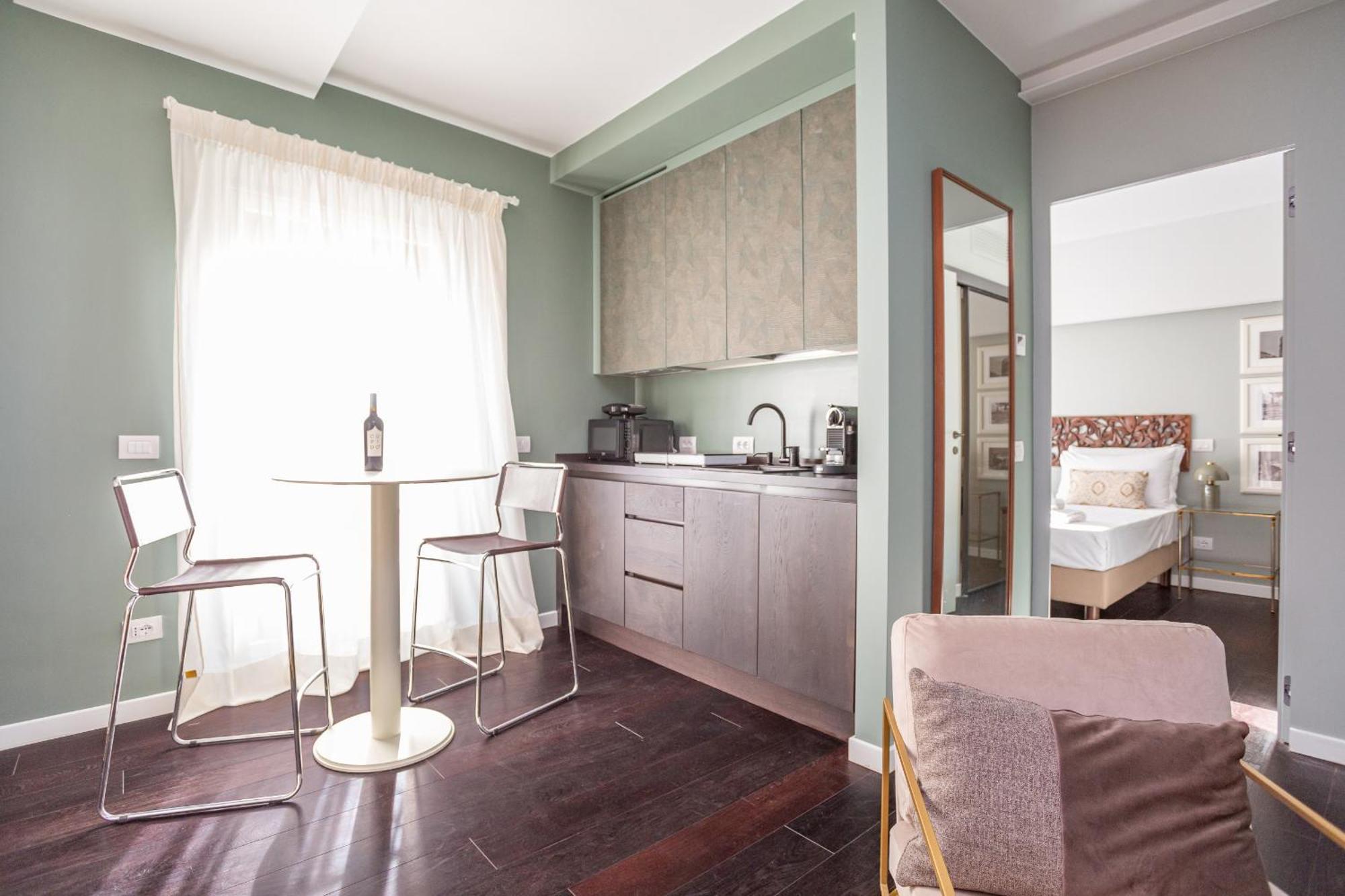 Chic Spanish Steps Retreat Lejlighed *